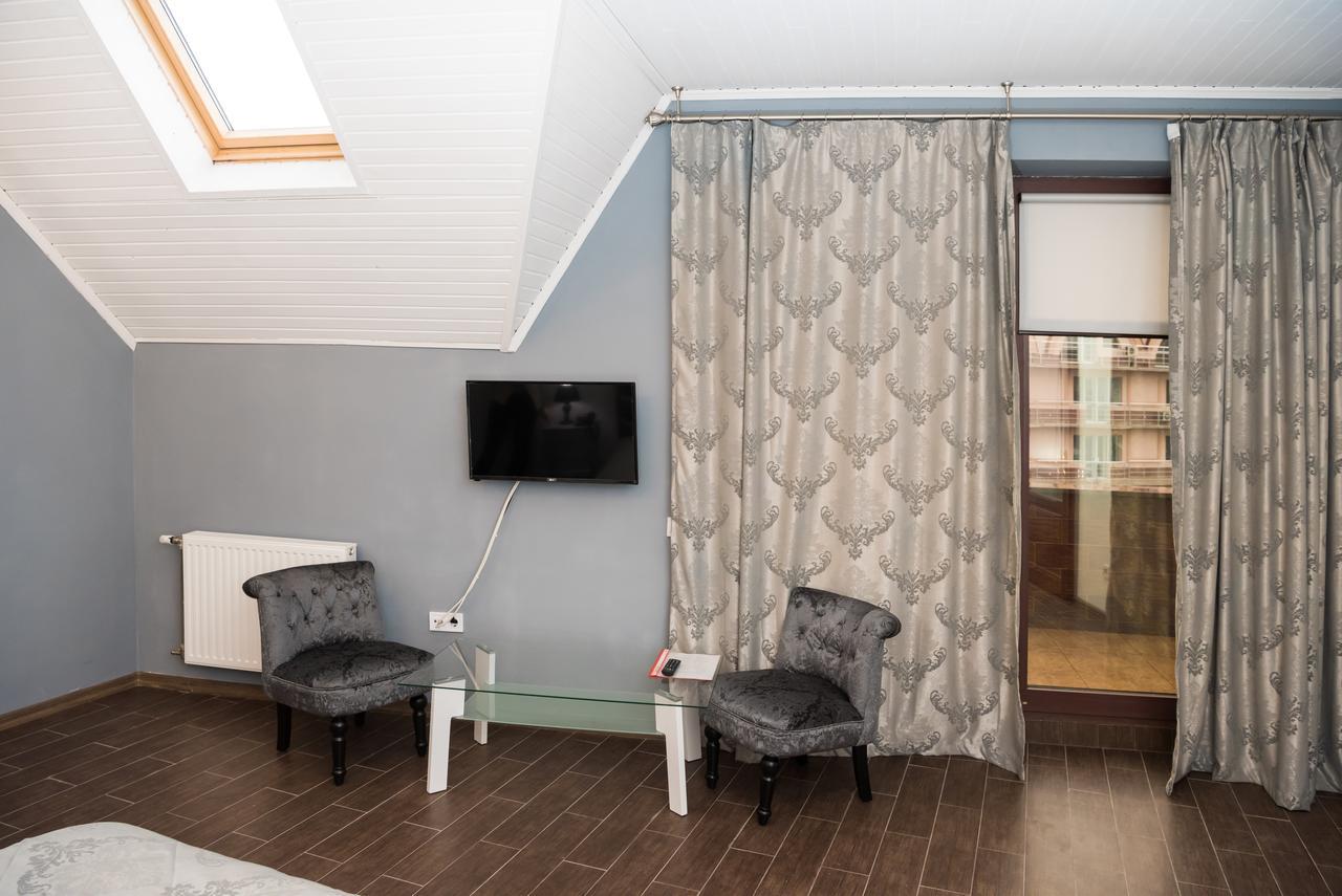 Hotel " Boutique " Uzhhorod Exterior foto