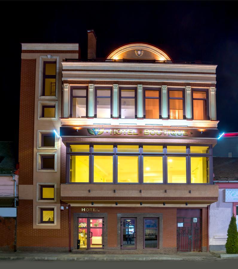 Hotel " Boutique " Uzhhorod Exterior foto