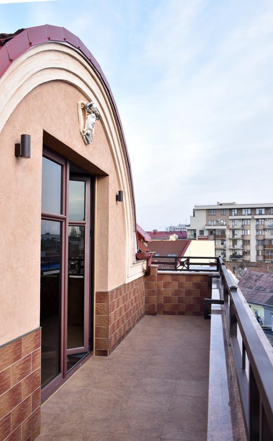 Hotel " Boutique " Uzhhorod Exterior foto